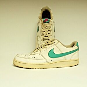Nike Court Vision Low Top Sneakers White Teal Green Size 11 DR9885-100 Athletic